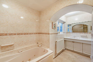 Photo 12- click for photo gallery